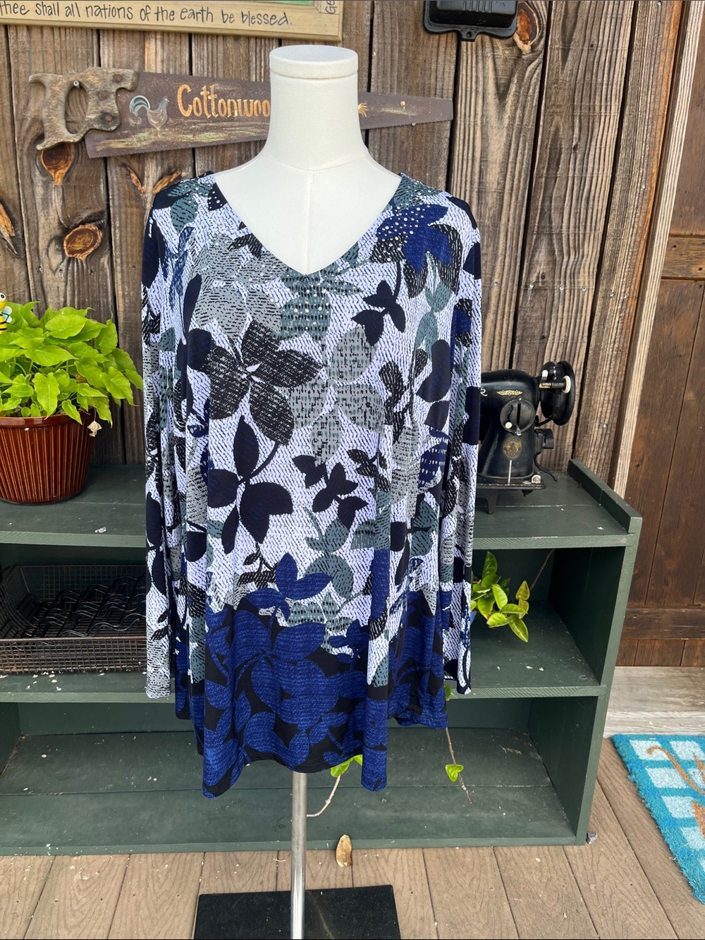 WOMEN 2X TOP TUNIC New Directions